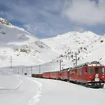 Bernina - 150 Metres To Bernina Express Apartamento