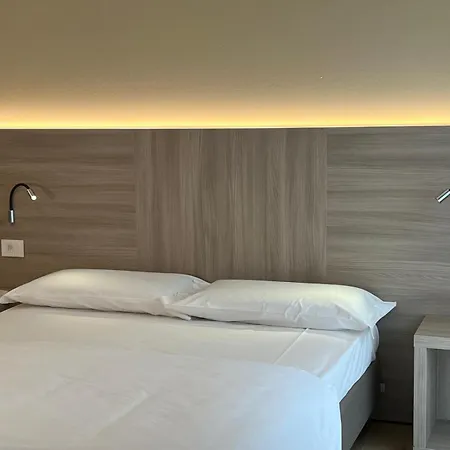 Bernina - Vicino Al Bernina Express *