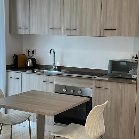 Appartamento Bernina - Vicino Al Bernina Express