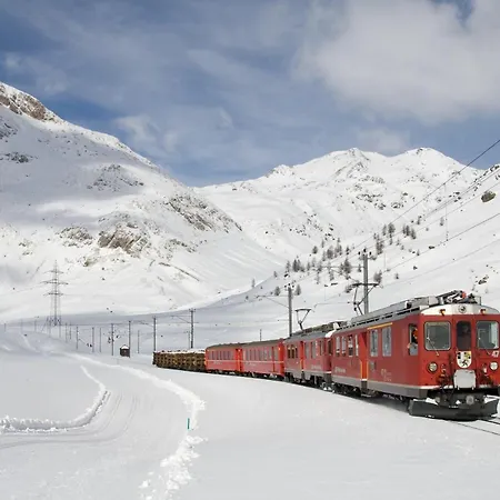 Bernina - Vicino Al Bernina Express Appartamento