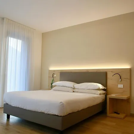 Bernina - Vicino Al Bernina Express Tirano