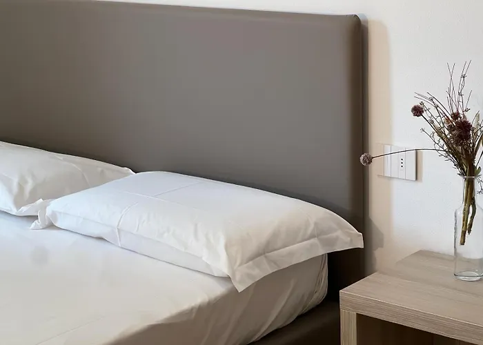 Bernina - 150 Metres To Bernina Express *