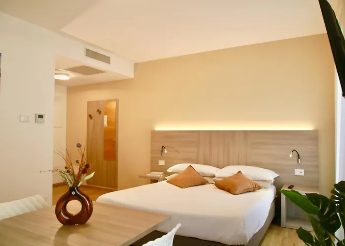 Bernina - 150 Metres To Bernina Express