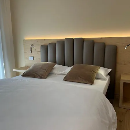 Appartement Bernina - Vicino Al Bernina Express